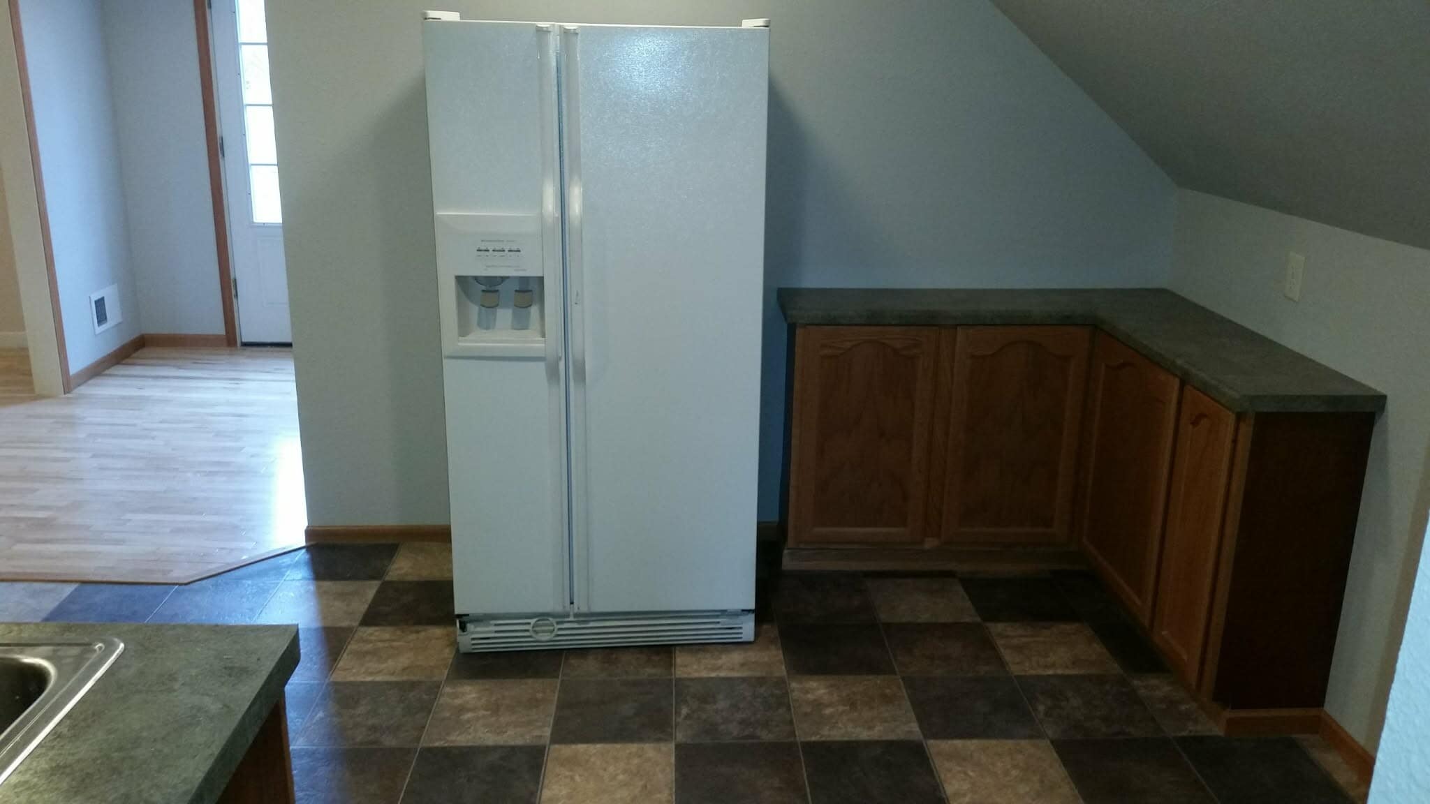 Building Photo - 211 10th Ave N