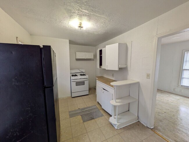 Building Photo - 4225-4225 Ector Ave