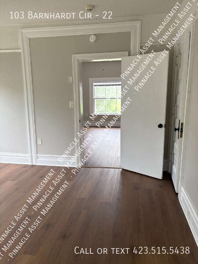 Building Photo - 103 Barnhardt Cir