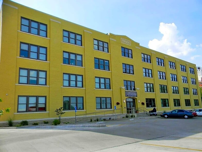 Building Photo - 309 S Jefferson Ave