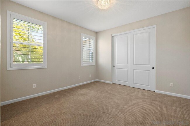 Building Photo - 1850 Sheridan Way