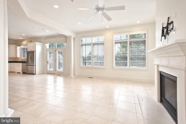 Building Photo - 8319 Quarry Manor Terrace