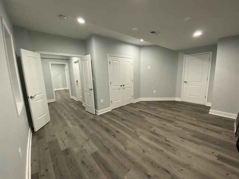 Master Bedroom - 24967 Halite Dr
