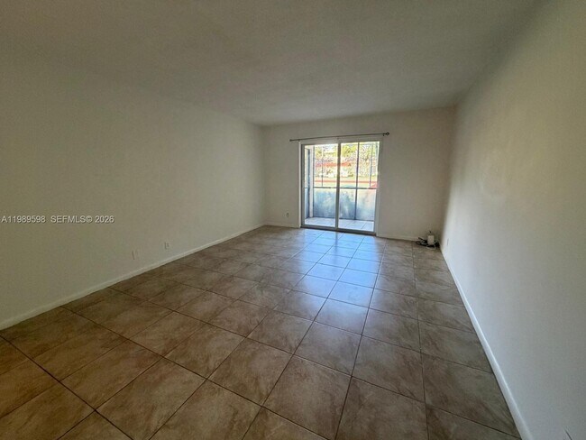 Building Photo - 253 S Cypress Rd