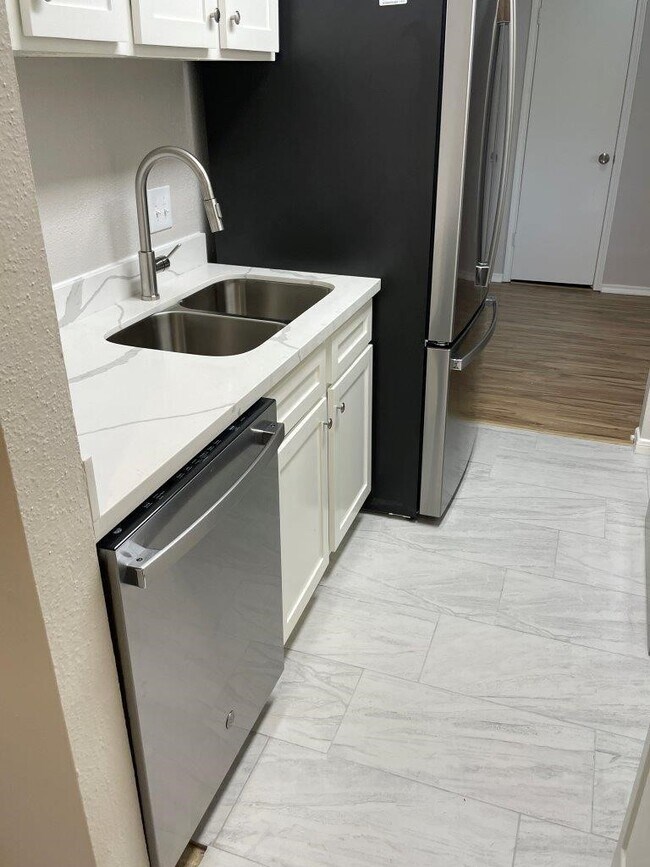 Building Photo - 3608 Ocee St