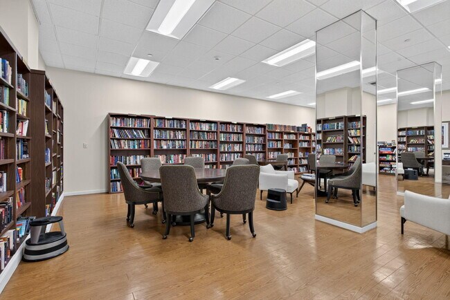 Building Photo - 1370 S Ocean Blvd