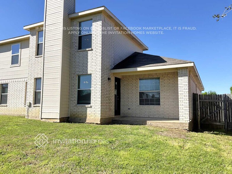 Building Photo - 7915 Blue Duck Trail