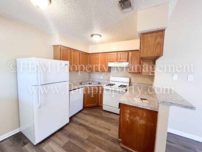 Building Photo - 608A Walter Stephenson - Charming 2 Bedroom, 1 Bathroom Apartment Home in Midlothian, TX!