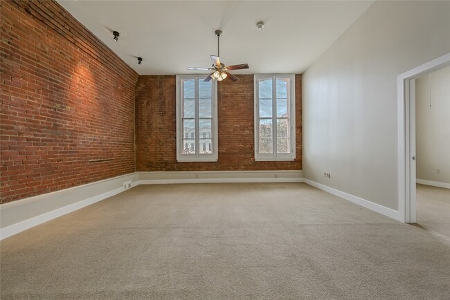 Building Photo - 2309 Harborside Dr
