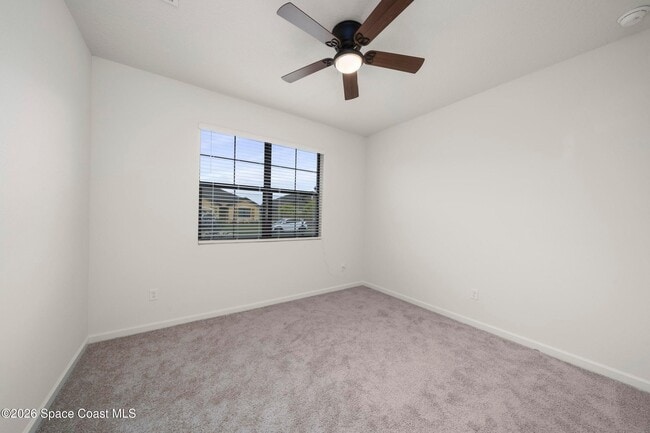 Building Photo - 463 Old Country Rd S E