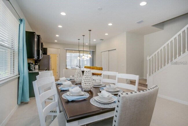 Building Photo - 8816 Corcovado Dr