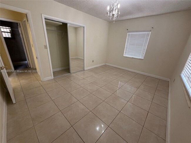 Building Photo - 255 SW 60th Ave