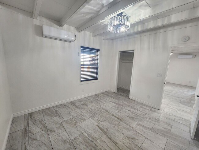 Building Photo - **COMING SOON** Newly Remodeled 2 bedroom located in Chocolate Drop area!!