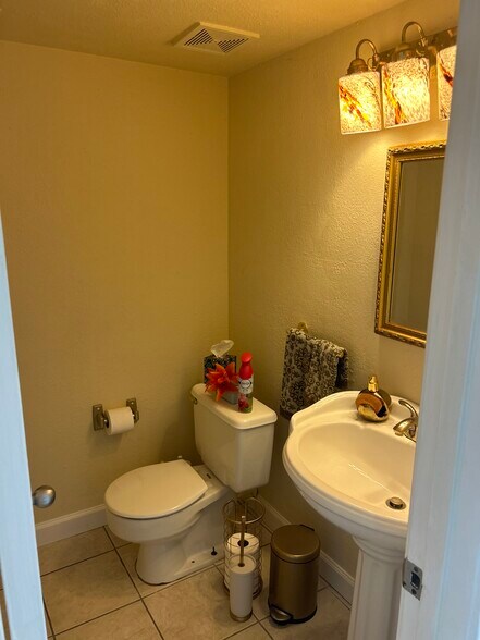 Half-bathroom downstairs - 10813 Sandpiper Dr