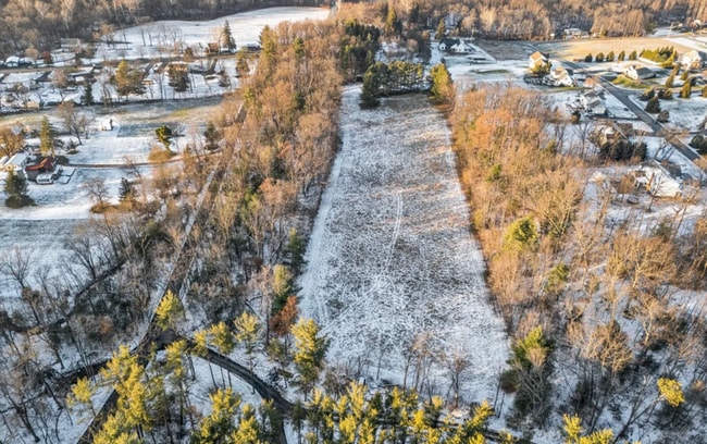 Building Photo - 4 Bedroom homestead on 6.68 acres