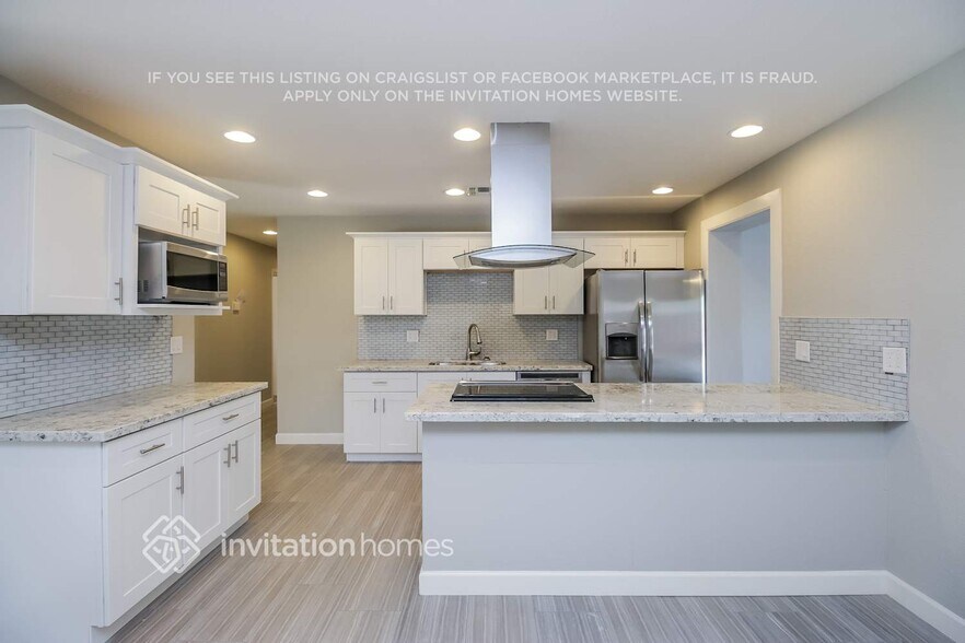 Building Photo - 224 E Minton Dr