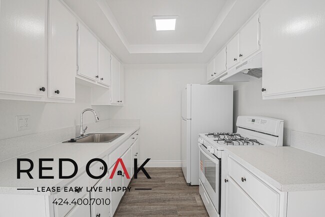 Building Photo - 616 N Lagoon Ave