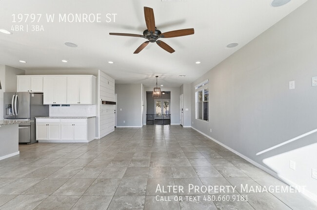 Building Photo - 19797 W Monroe St