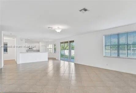 Building Photo - 1042 Sunflower Cir