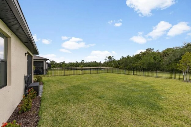 Building Photo - 1734 Saddlewood Cir
