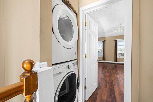 Building Photo - 37 Belmont Ave