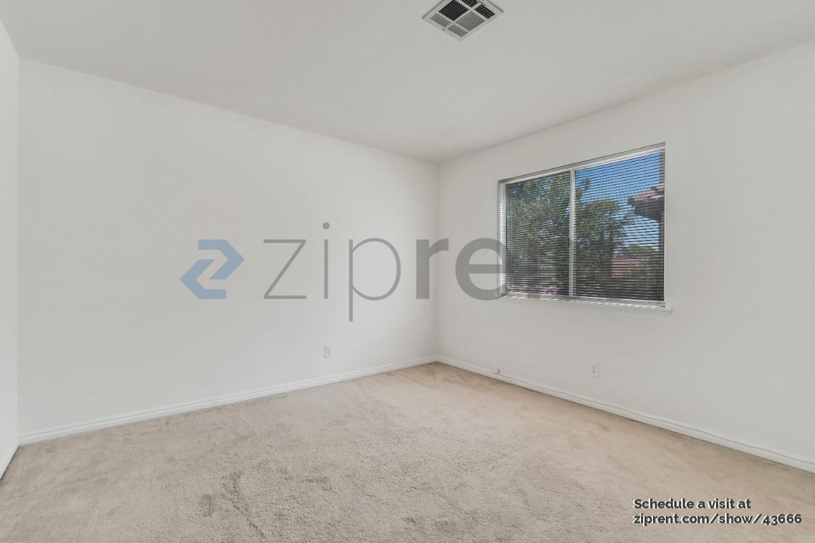 Building Photo - 3052 Carlotta Cir