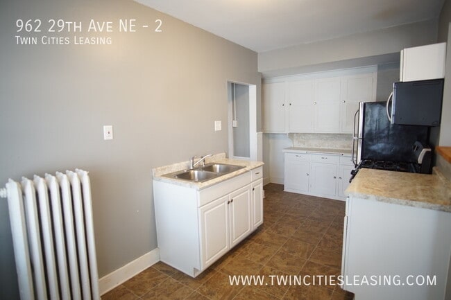 Building Photo - 962 29th Ave NE