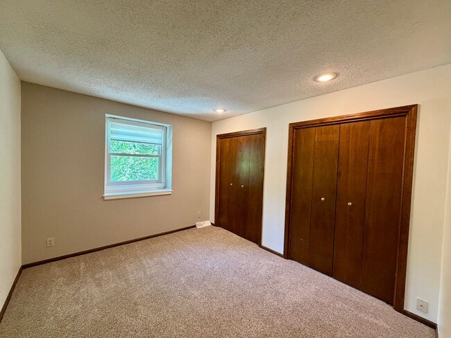 Building Photo - 8238 Parkhill Cir