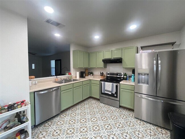 Building Photo - 1513 Coriander Dr