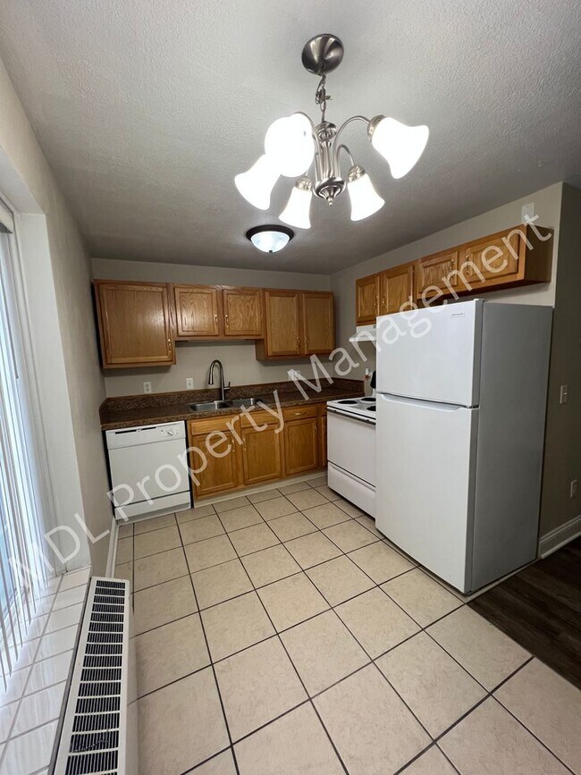 Building Photo - 314 N Michigan Ave