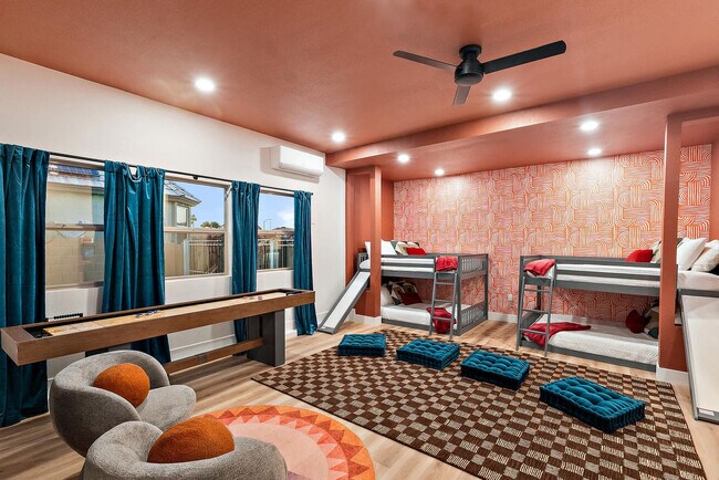 Building Photo - 7157 W Windrose Dr