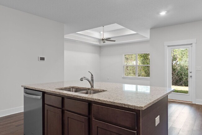 Building Photo - 1905 Noleka Ct