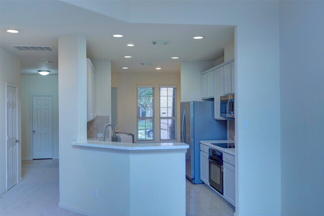 Building Photo - 1139 Glenwood Canyon Ln
