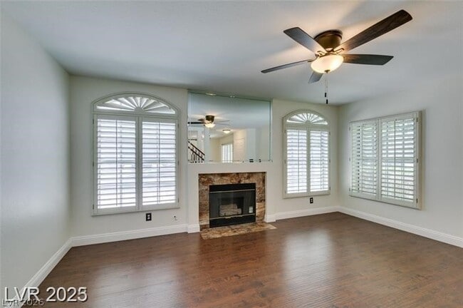 Building Photo - 2602 Country Maple Ave