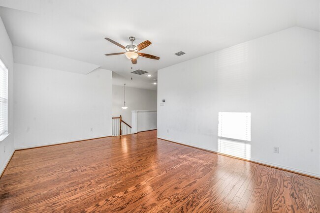 Building Photo - 3519 Sunburst Ct