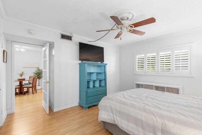 Building Photo - 5501 NW 2nd Ave