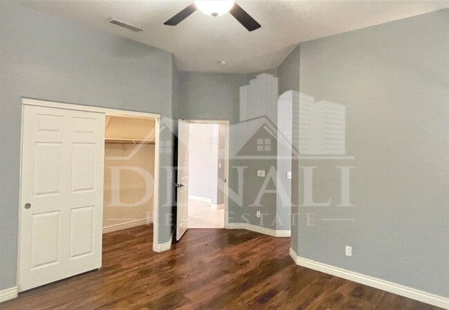 Building Photo - 4523 E Swilling Rd