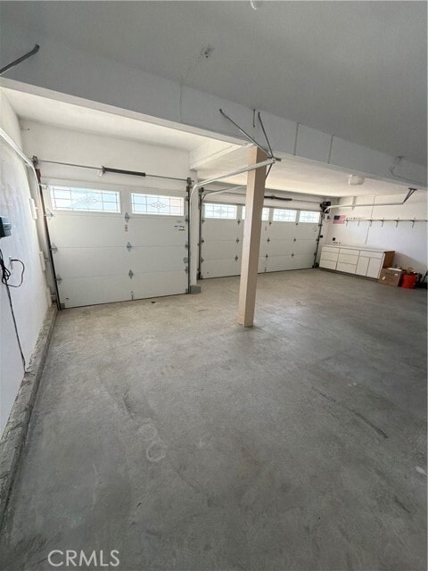 Building Photo - 17 Pastora