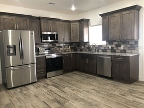 Building Photo - 112 S 600 E