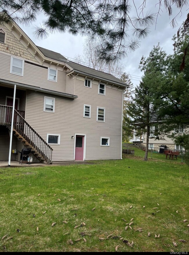 Building Photo - 51 Canal St