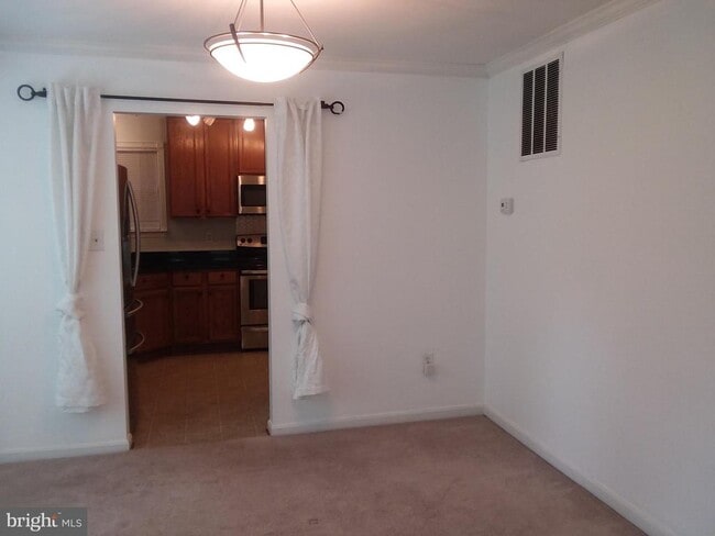 Building Photo - 13717 Gullivers Trail