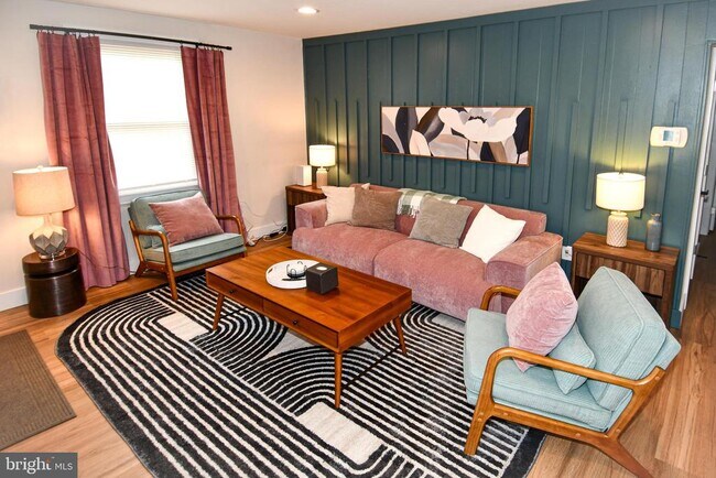 Building Photo - 503 Woodston Rd