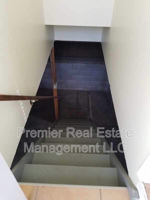 Building Photo - 4477 E Jewell Ave