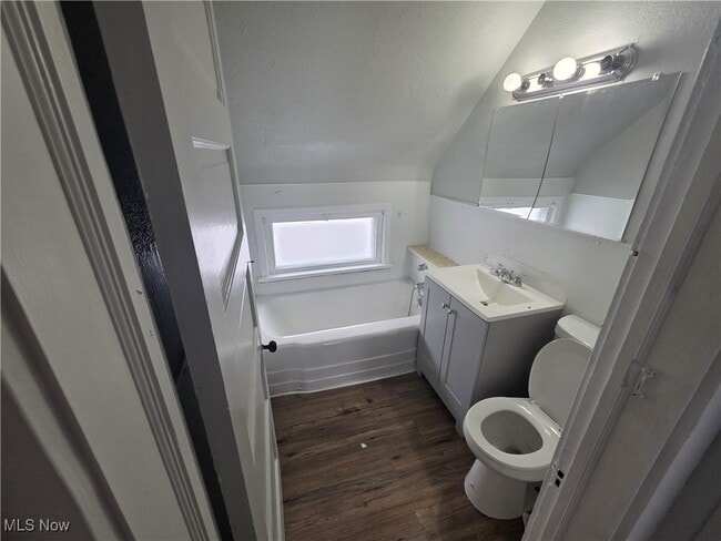 Building Photo - 9825 Macon Ave