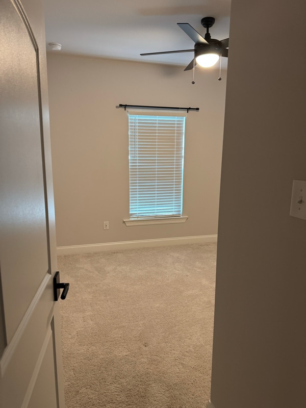 Building Photo - 110 Nandina Dr