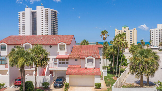 Building Photo - 200 Florida Shores Blvd