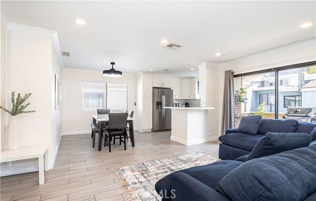 Building Photo - 13095 Hubbard St