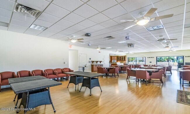 Building Photo - 840 N Atlantic Ave