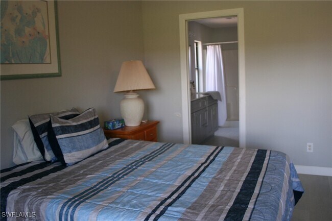 Building Photo - 15472 Admiralty Cir