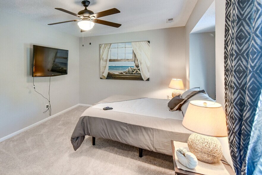 Building Photo - 3494 Smokey Chamber Dr